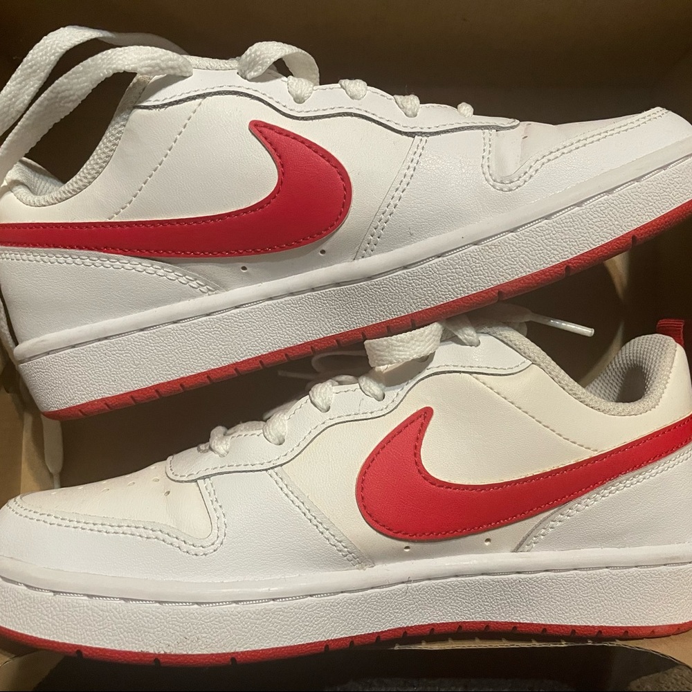 Nike Court Borough low 2 gs